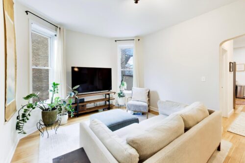 3009 W Belden Avenue, Chicago, IL