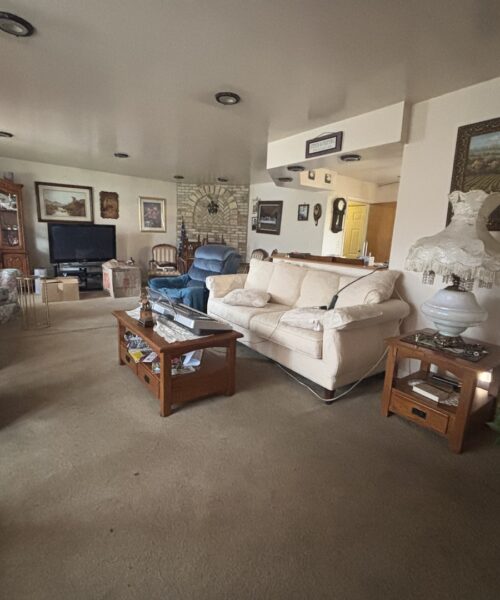 7994 Kensington Lane, Hanover Park, IL