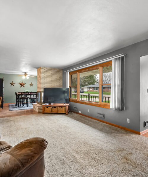 1321 Florence Drive, Sycamore, IL