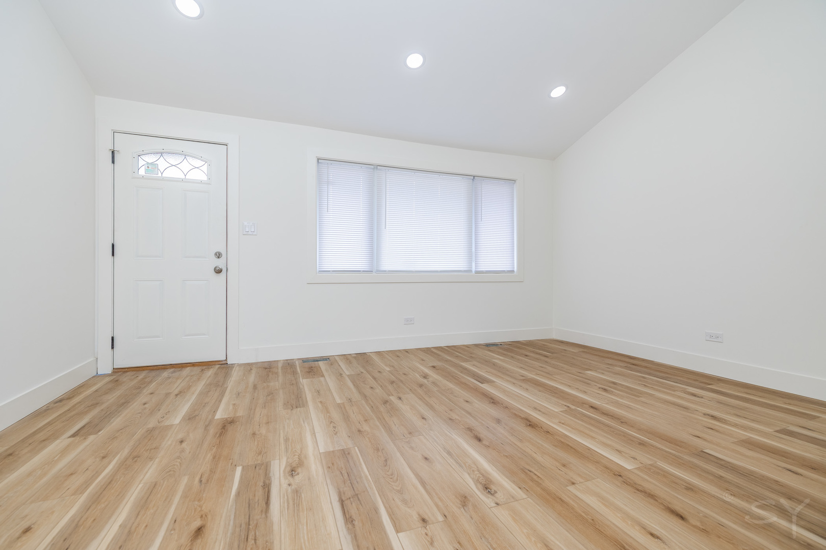 13240 S Riverdale Avenue, Chicago, IL