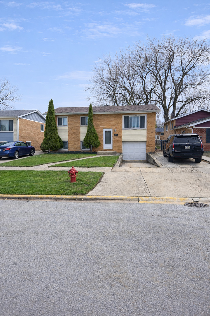 3627 W 121st Place, Alsip, IL