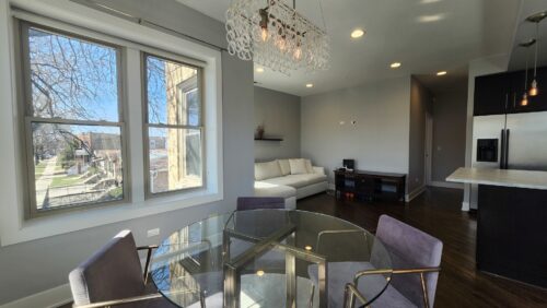 3900 W Cornelia Avenue #2W, Chicago, IL