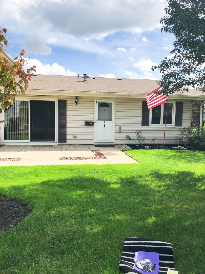 923 Sagamore Drive #1172, Schaumburg, IL