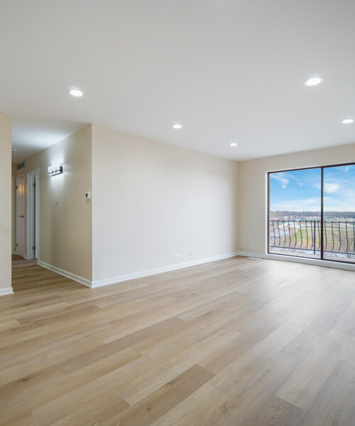 900 W Sunset Drive #505, Glenwood, IL