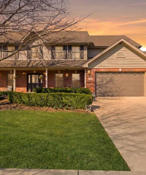 8304 Queen Victoria Lane, Tinley Park, IL