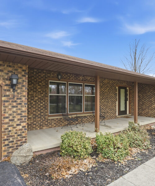 38679 N Pine Grove Avenue, Wadsworth, IL