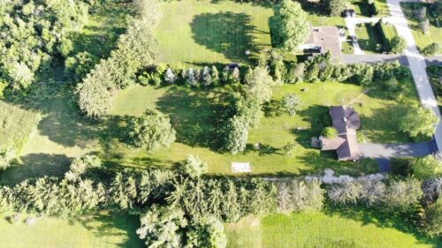 1270 Benson Lane, Green Oaks, IL