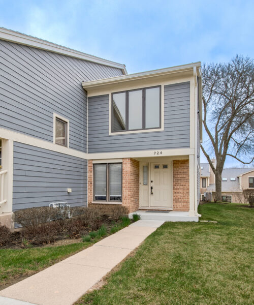 724 Ascot Court, Libertyville, IL