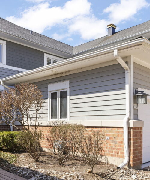 17 Mashie Court, Woodridge, IL