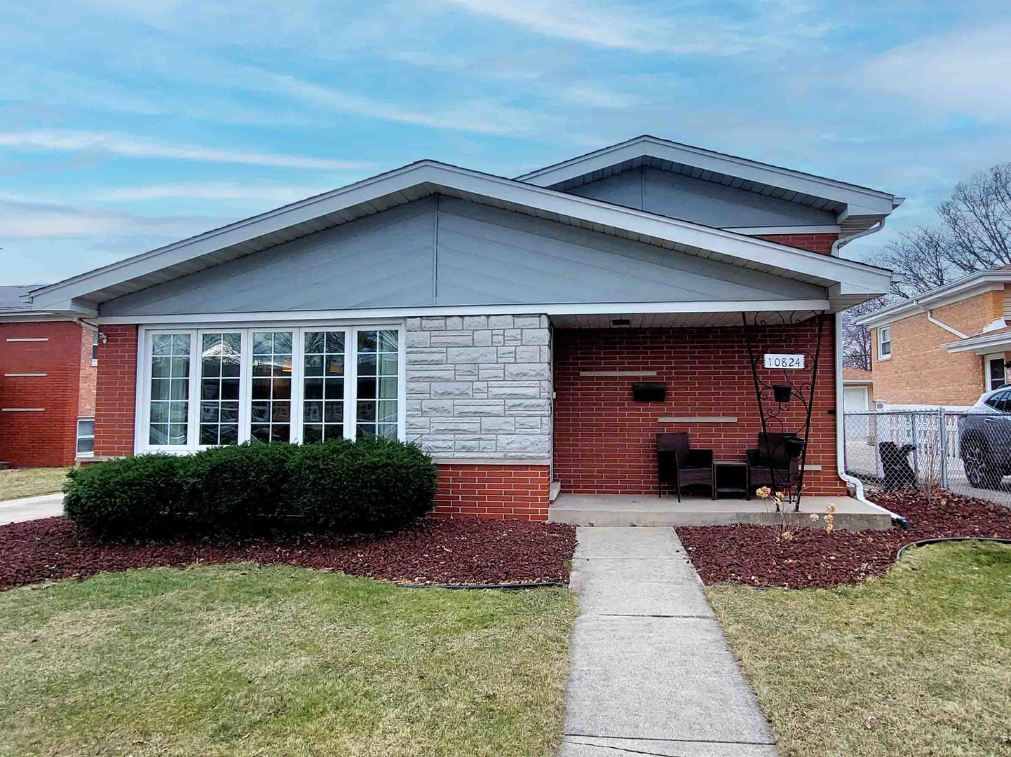 10824 Laporte Avenue, Oak Lawn, IL
