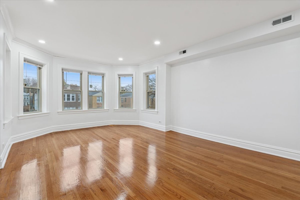 5412 N Kimball Avenue #2, Chicago, IL