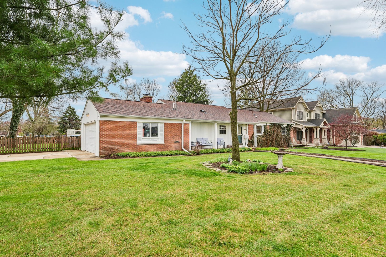 902 Arbor Court, Wheaton, IL