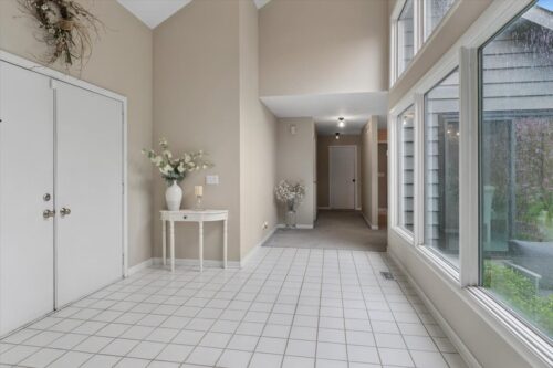 1923 Hillside Lane, Lisle, IL