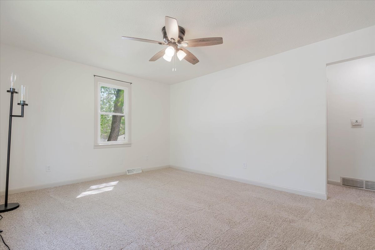 1213 Barker Street, Bloomington, IL