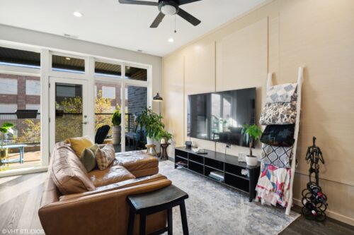 2738 W Chicago Avenue #2, Chicago, IL