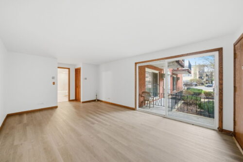 6533 N Northwest Highway #1C, Chicago, IL