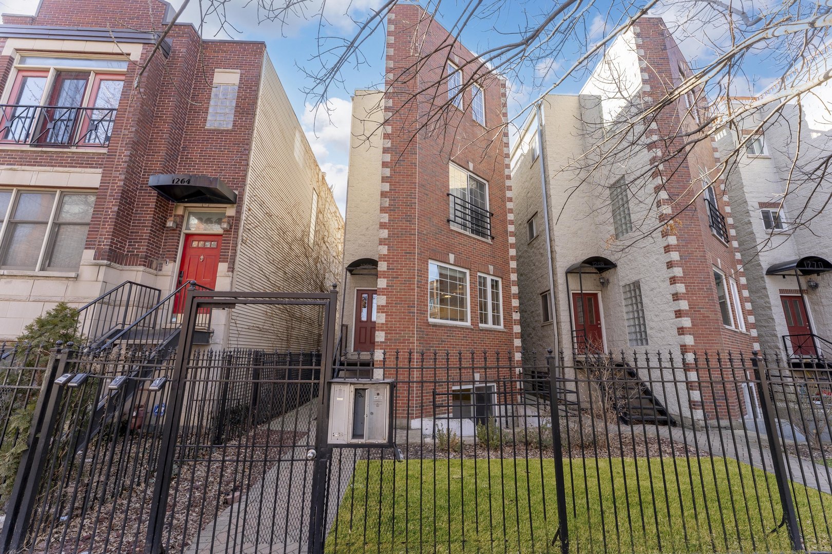 1266 N Wood Street #1, Chicago, IL