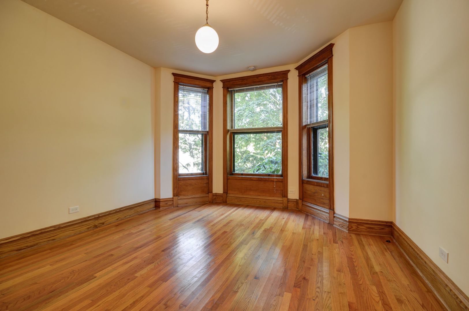 3724 N Fremont Street #2, Chicago, IL