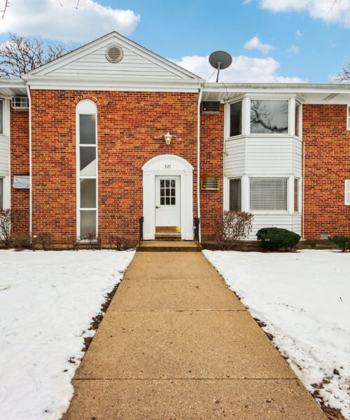 527 W Eastman Street #2C, Arlington Heights, IL