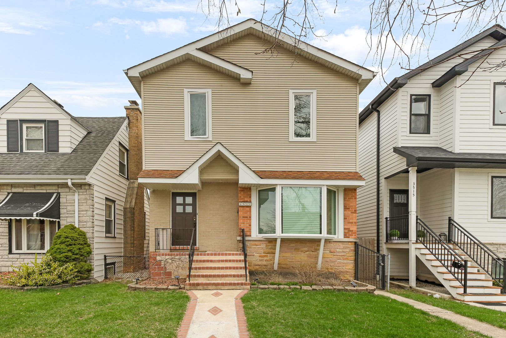 3517 N PLAINFIELD Avenue, Chicago, IL