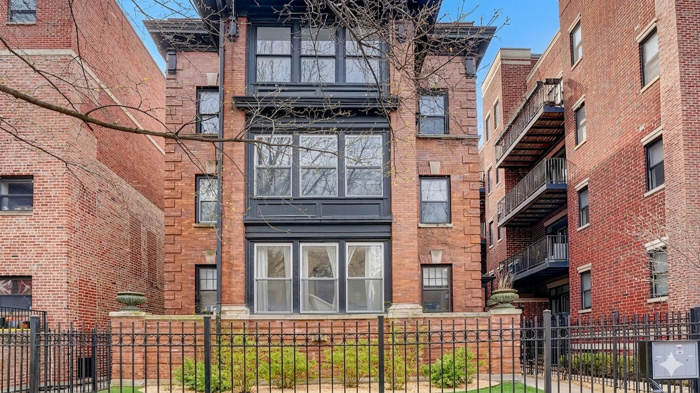 921 W Agatite Avenue #3, Chicago, IL