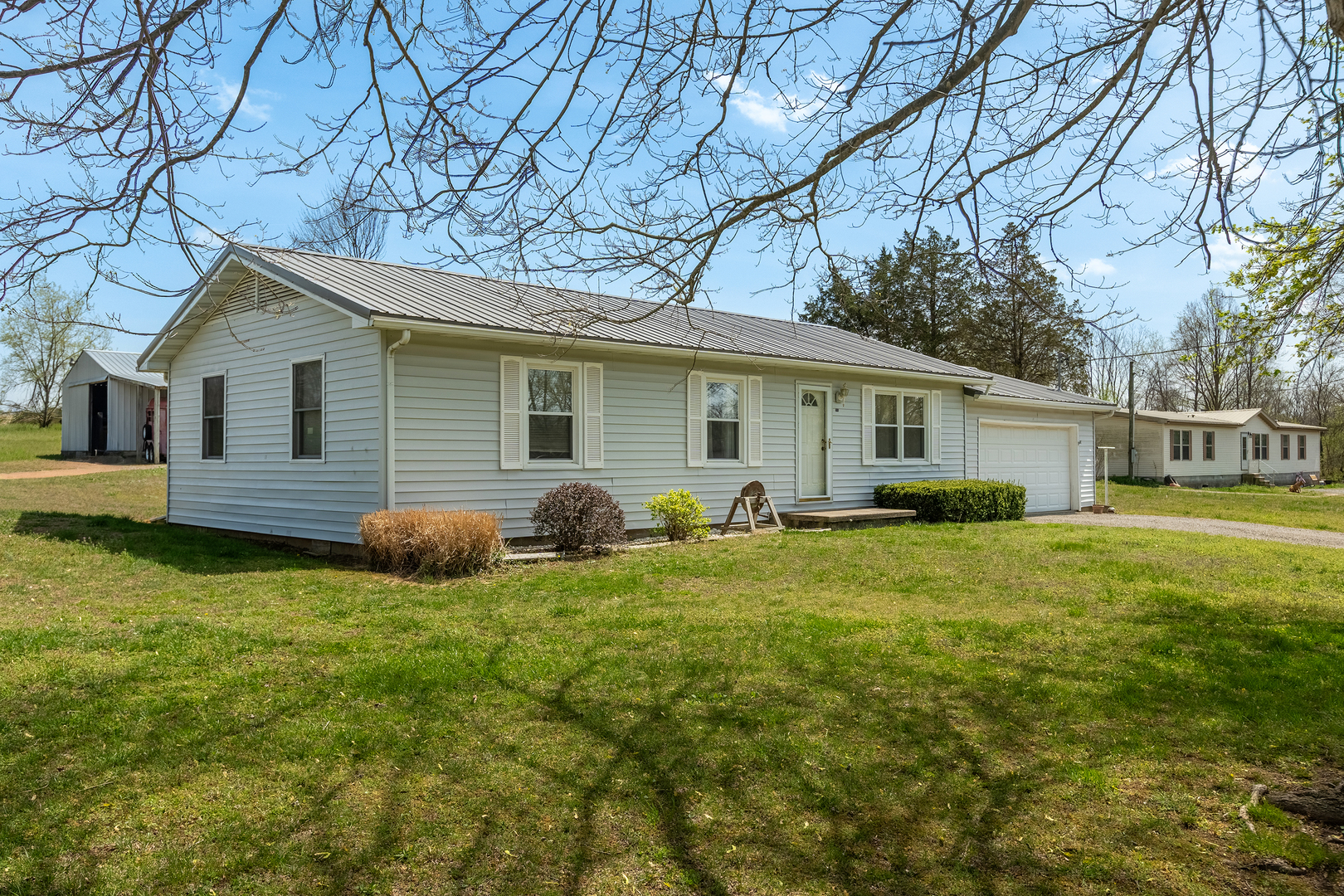 306 N White Street, Creal Springs, IL