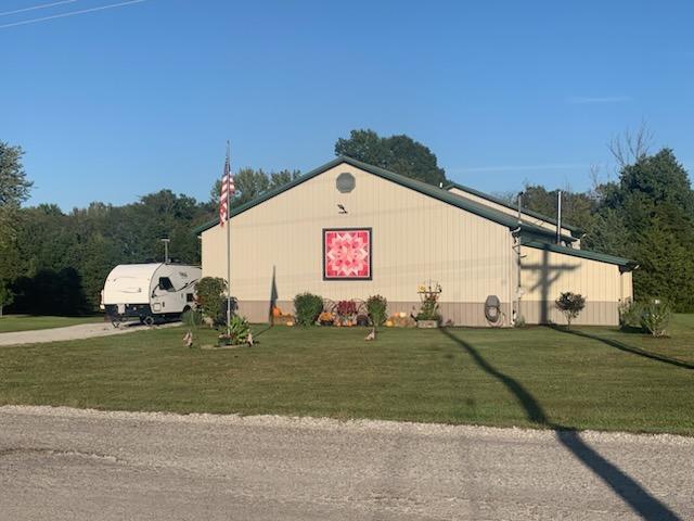 1400 N Duquoin Street, Benton, IL