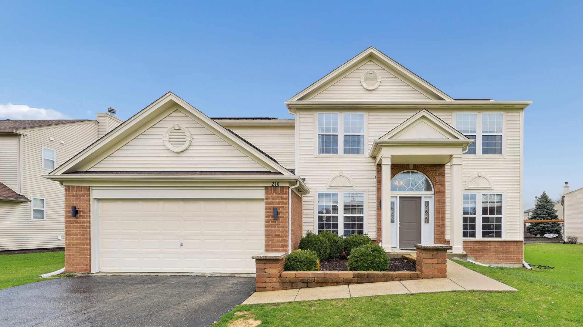 210 Honeysuckle Street, Bolingbrook, IL