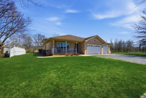 1549 Wayne Drive, Crete, IL