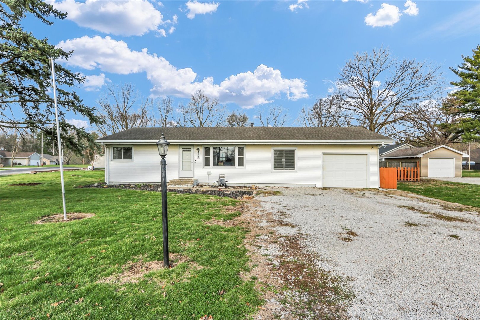 205 S Cory Street, Tolono, IL