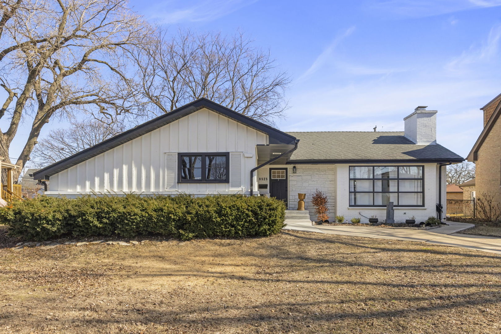 9525 Parkside Avenue, Oak Lawn, IL