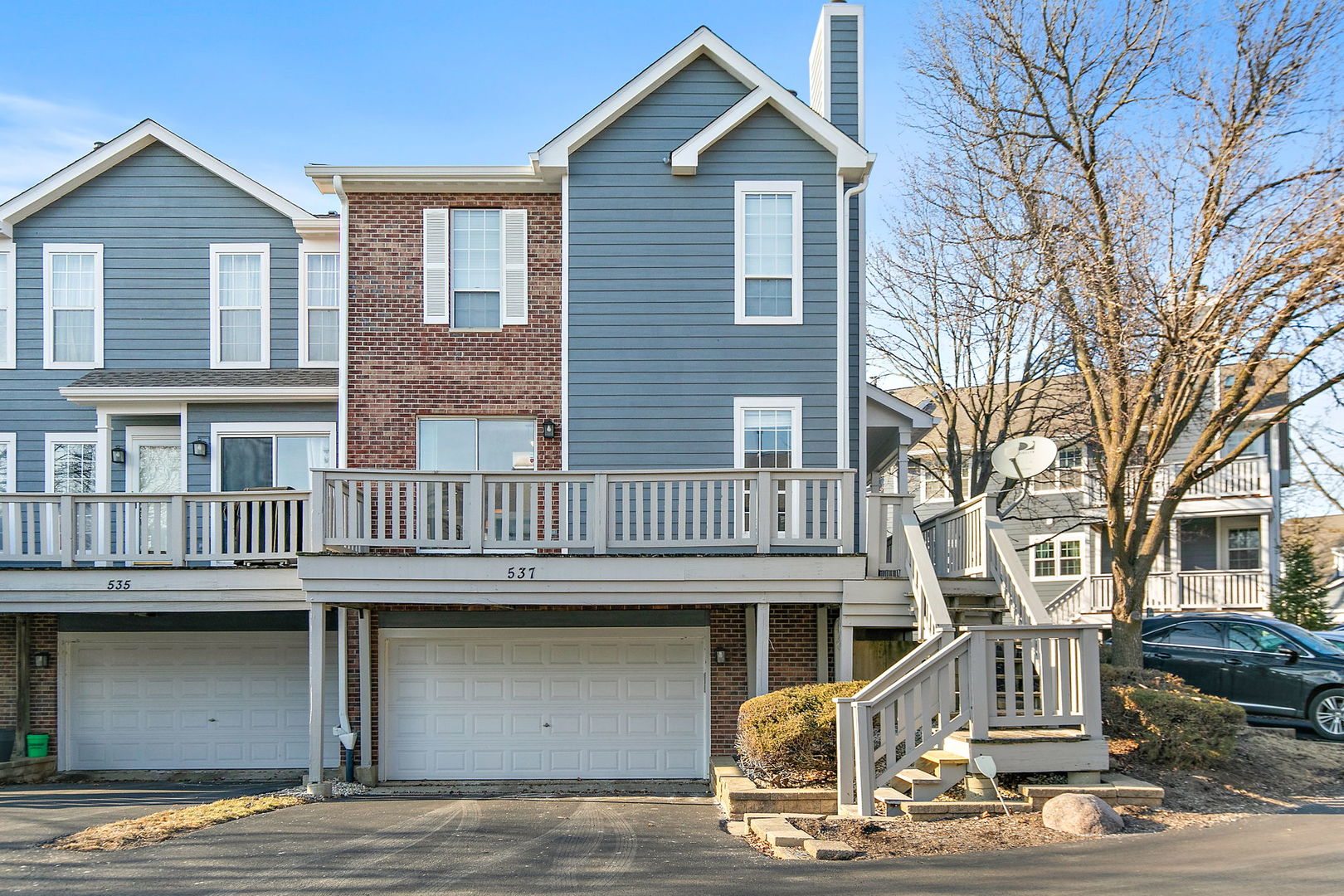 537 W Parkside Drive, Palatine, IL