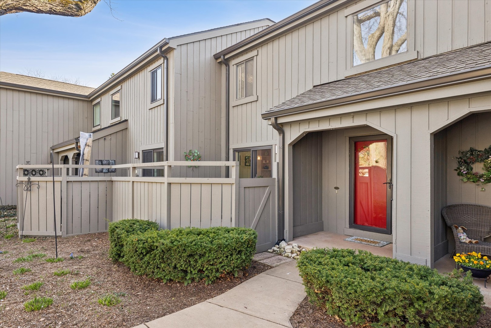 404 Shoreline Road #298, Lake Barrington, IL