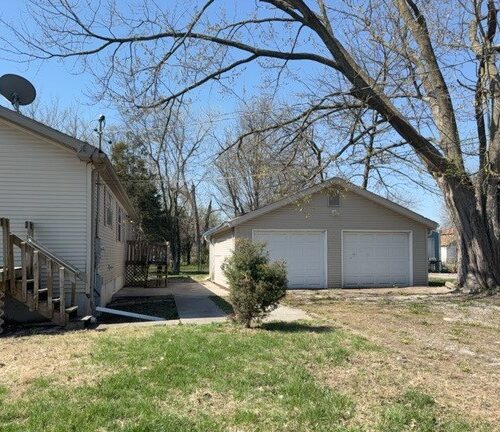 229 Richard Avenue, Dupo, IL