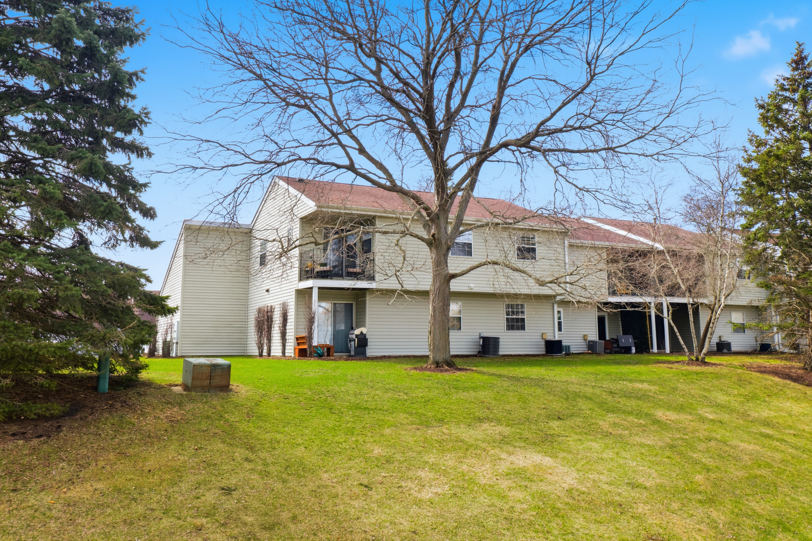 36 Gant Circle #H, Streamwood, IL