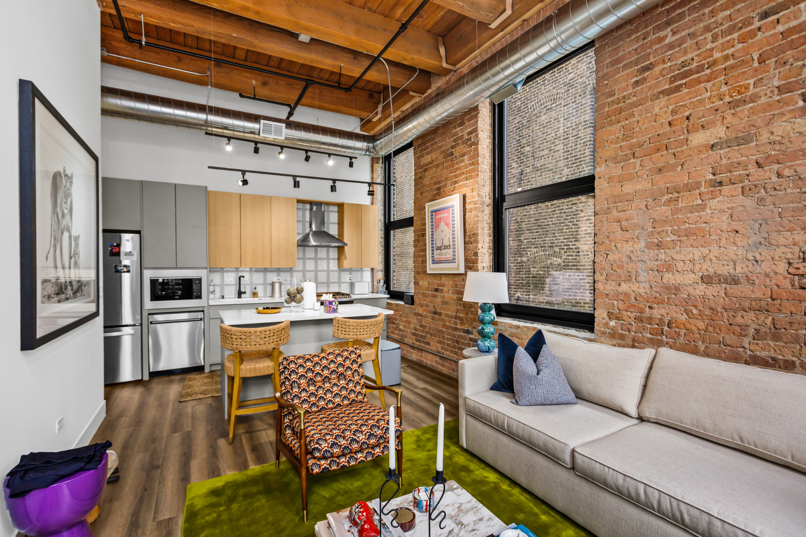 153 W Ohio Street #401, Chicago, IL