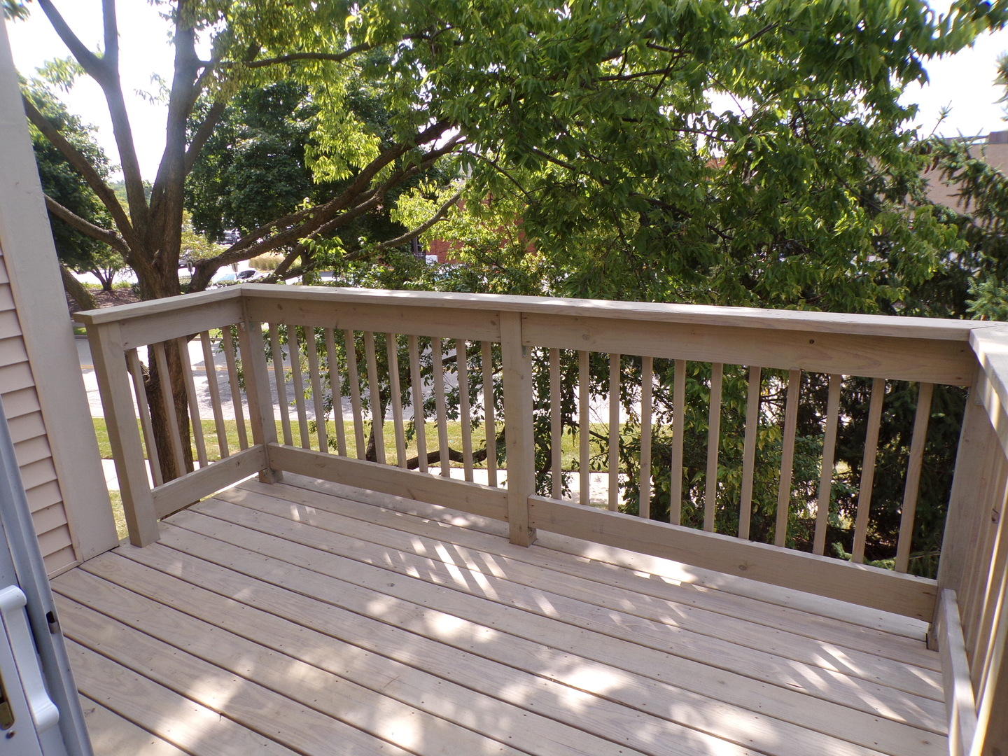 1053 Woodhill Court, Elgin, IL