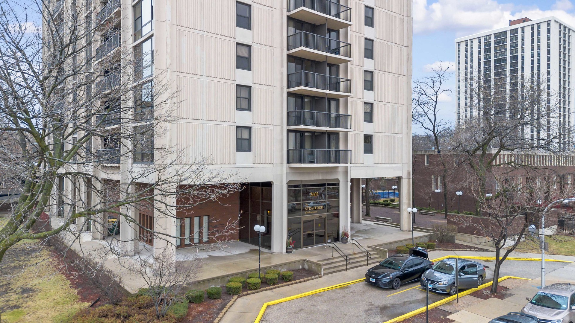 2605 S Indiana Avenue #302, Chicago, IL
