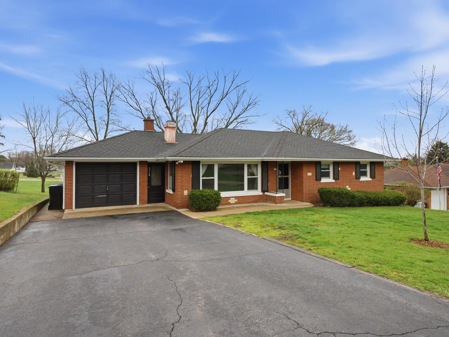3718 Hillcrest Place, Johnsburg, IL