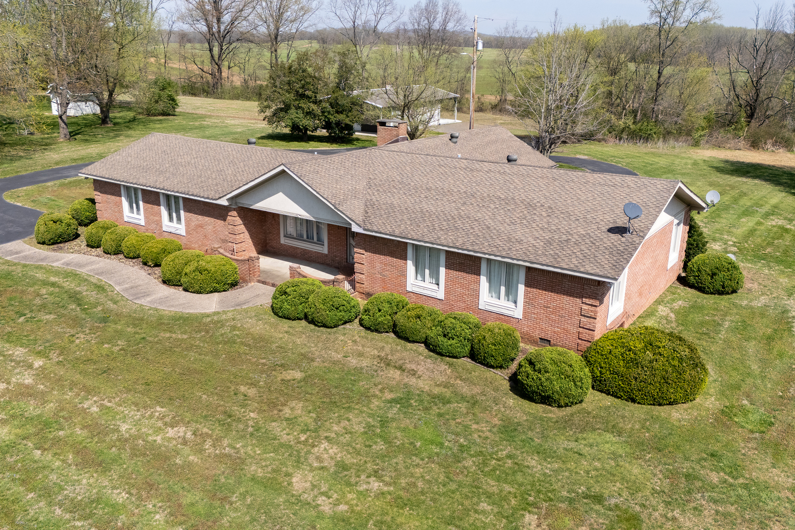 1090 Old Route 146 Loop Loop, Vienna, IL