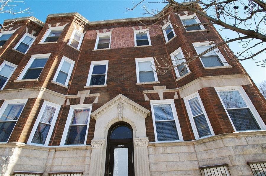 2339 N ALBANY Avenue #1, Chicago, IL