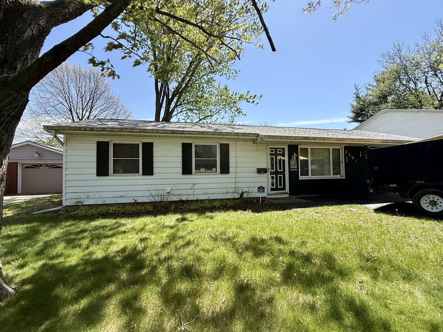 2301 E Rainbow View, Urbana, IL