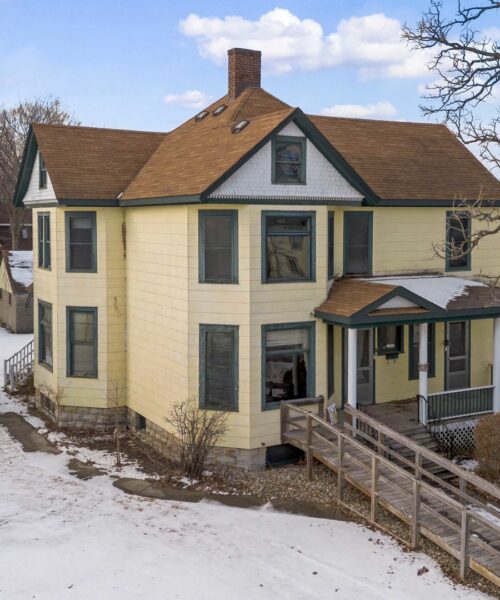 1322 Main Street, Crete, IL