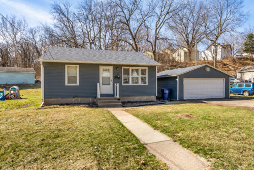 1523 Kirkwood Boulevard, Davenport, IA