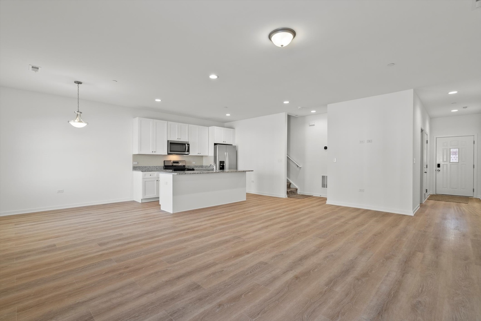 1054 Gillespie Lane #1054, Yorkville, IL