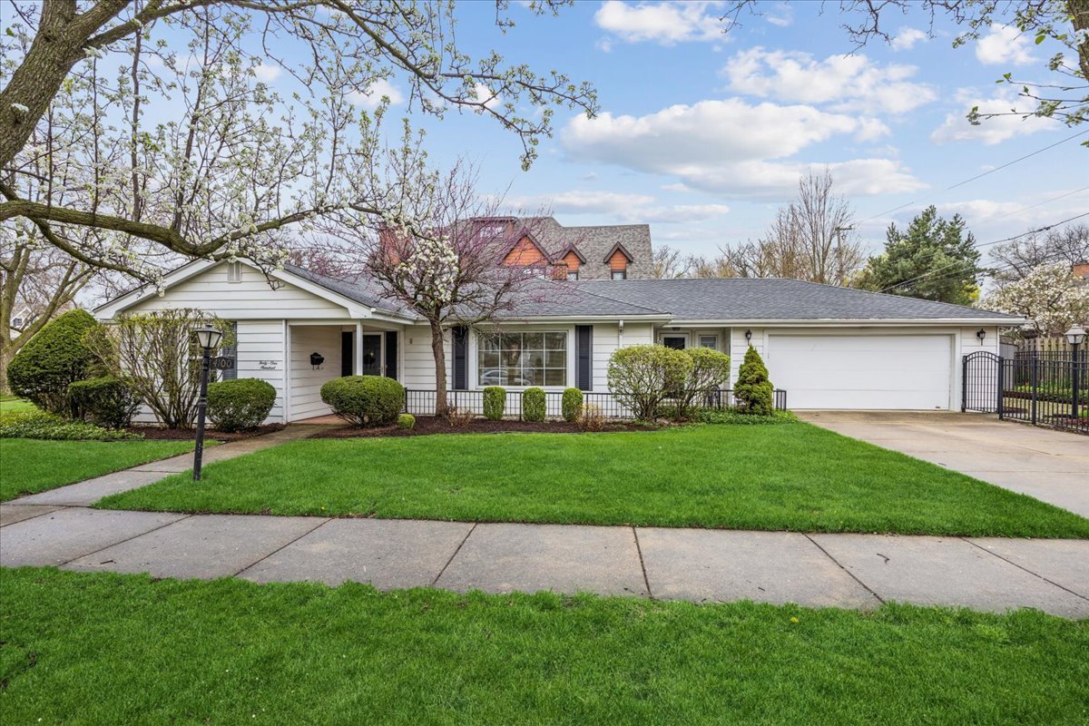 4100 Ellington Avenue, Western Springs, IL