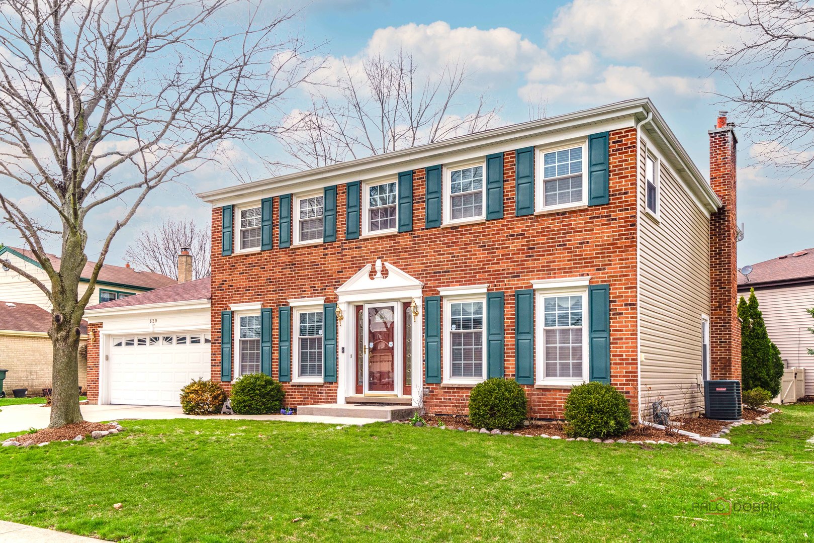 620 W Peregrine Drive, Palatine, IL