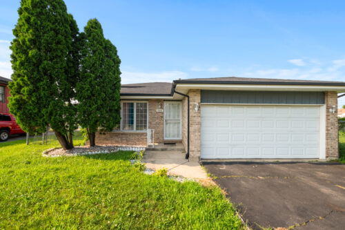 928 E 153rd Street, Phoenix, IL