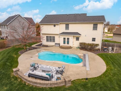 1510 Cashel Drive, Bloomington, IL