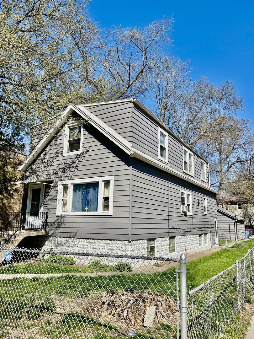 11741 S Stewart Avenue, Chicago, IL